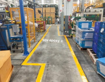 ตีเส้นในโรงงาน